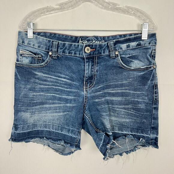 Aruja Jeans Mid-Rise Cut-Off Denim Shorts Juniors 11/12 - Picture 1 of 5